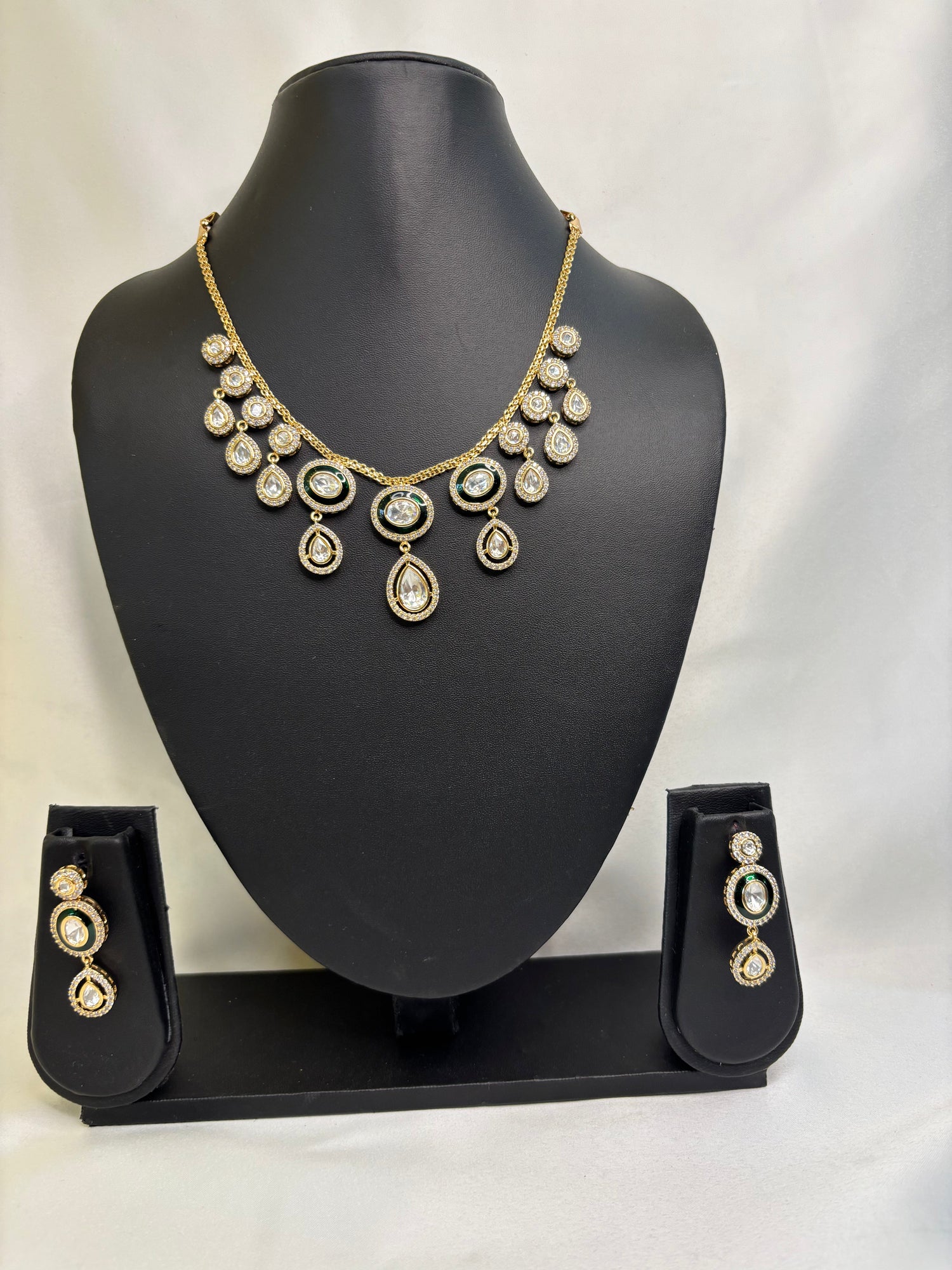 Kundan Jewelleries