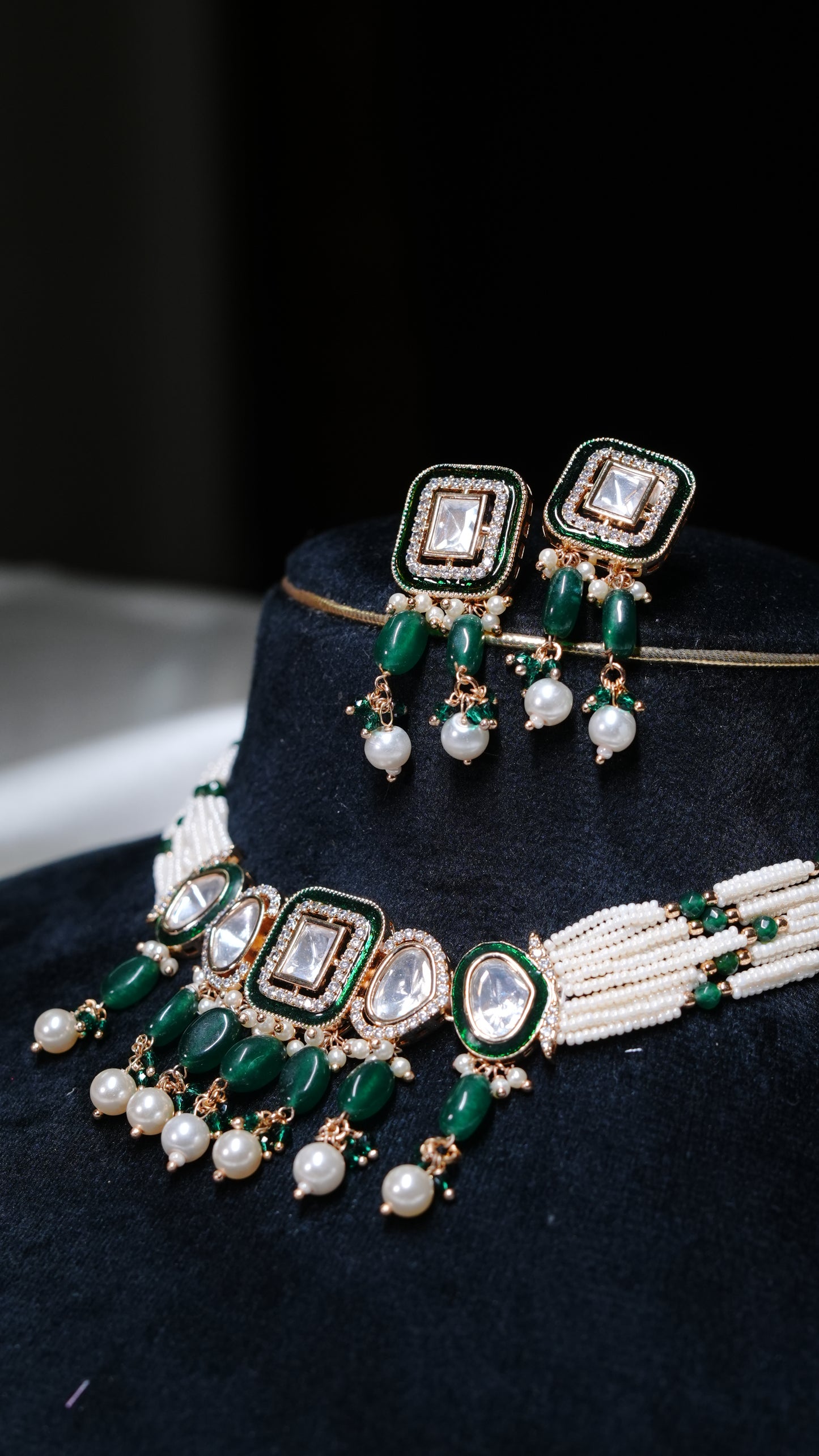 Amaira Choker Set