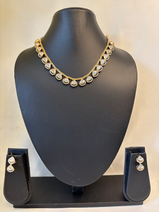 Aarohi Kundan Elegance Necklace Set